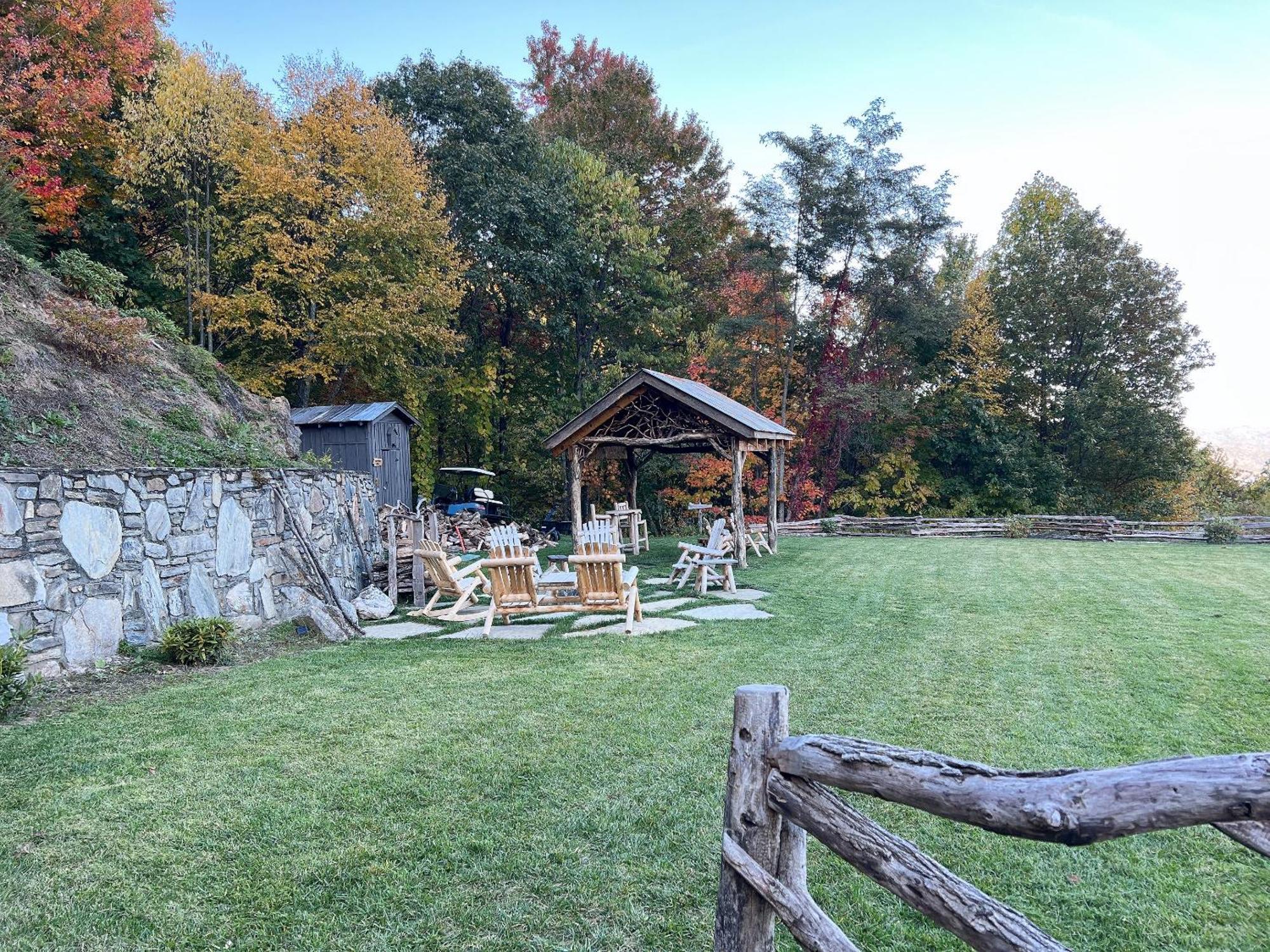 Elk & Embers Mountain Hideaway Ξενοδοχείο Waynesville Εξωτερικό φωτογραφία