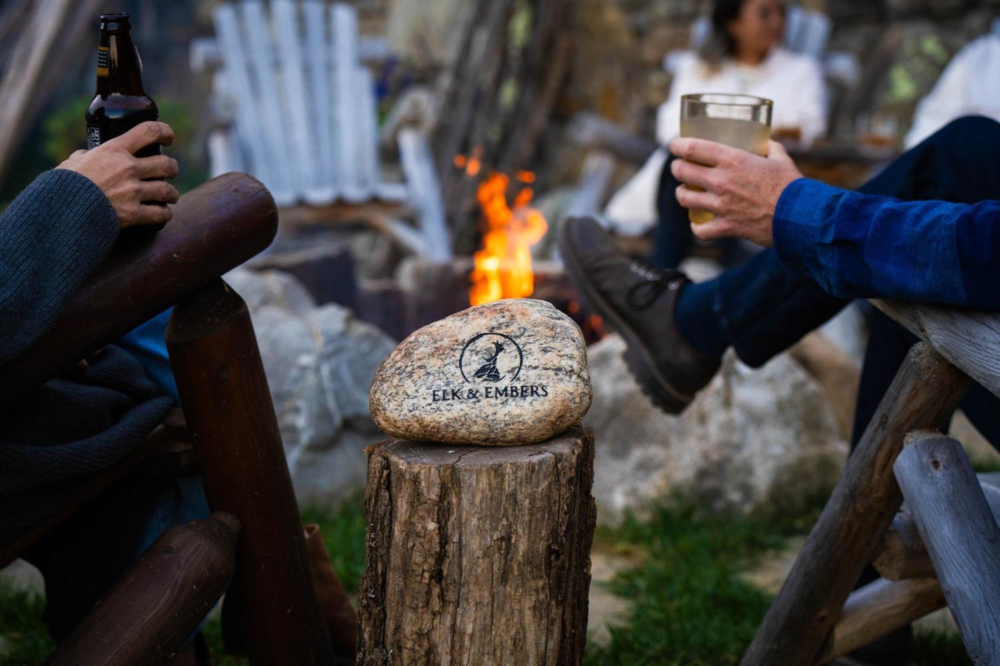 Elk & Embers Mountain Hideaway Ξενοδοχείο Waynesville Εξωτερικό φωτογραφία